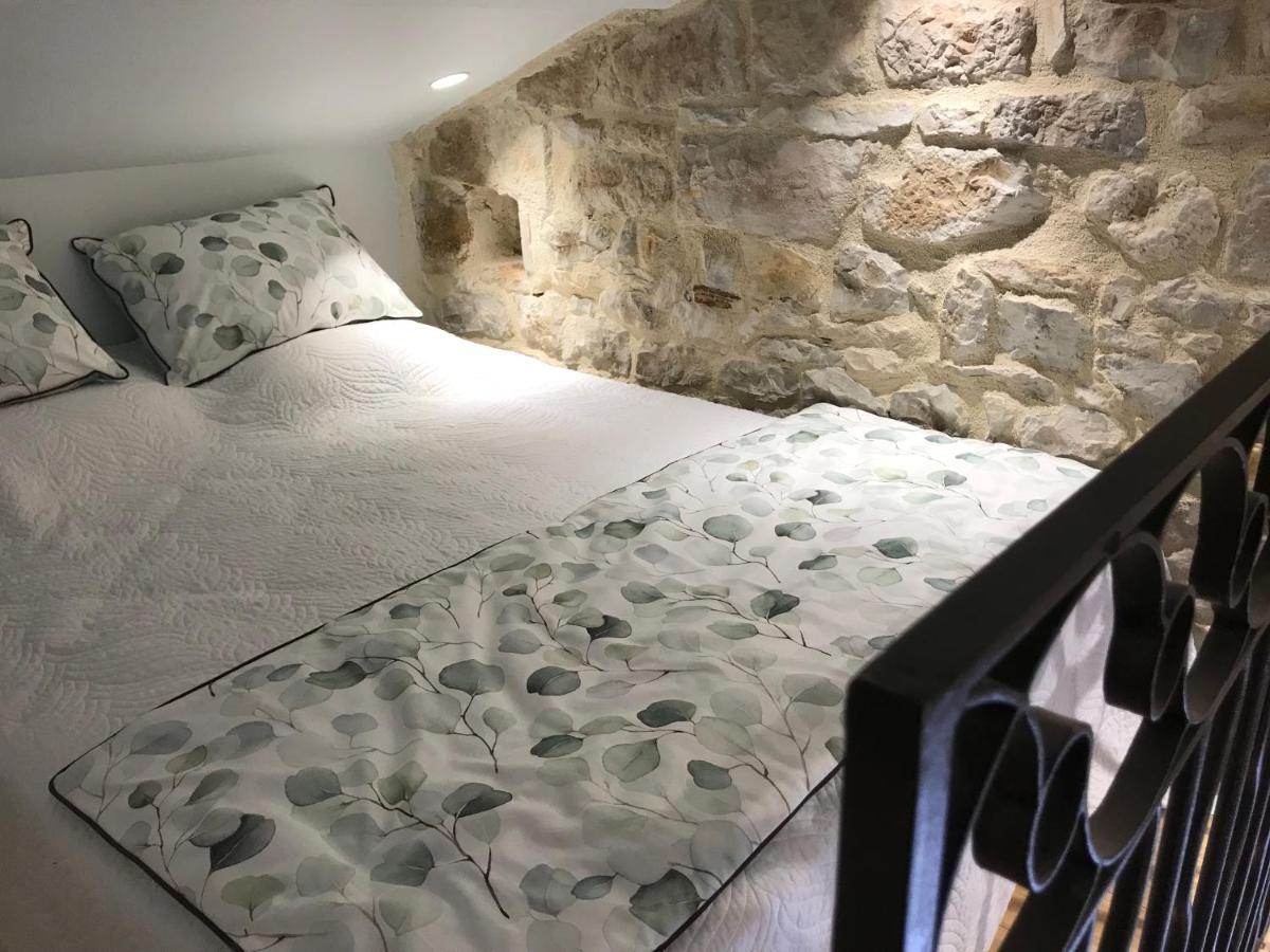 Le Pigeonnier Du Beffroi Villa Bruniquel Екстериор снимка